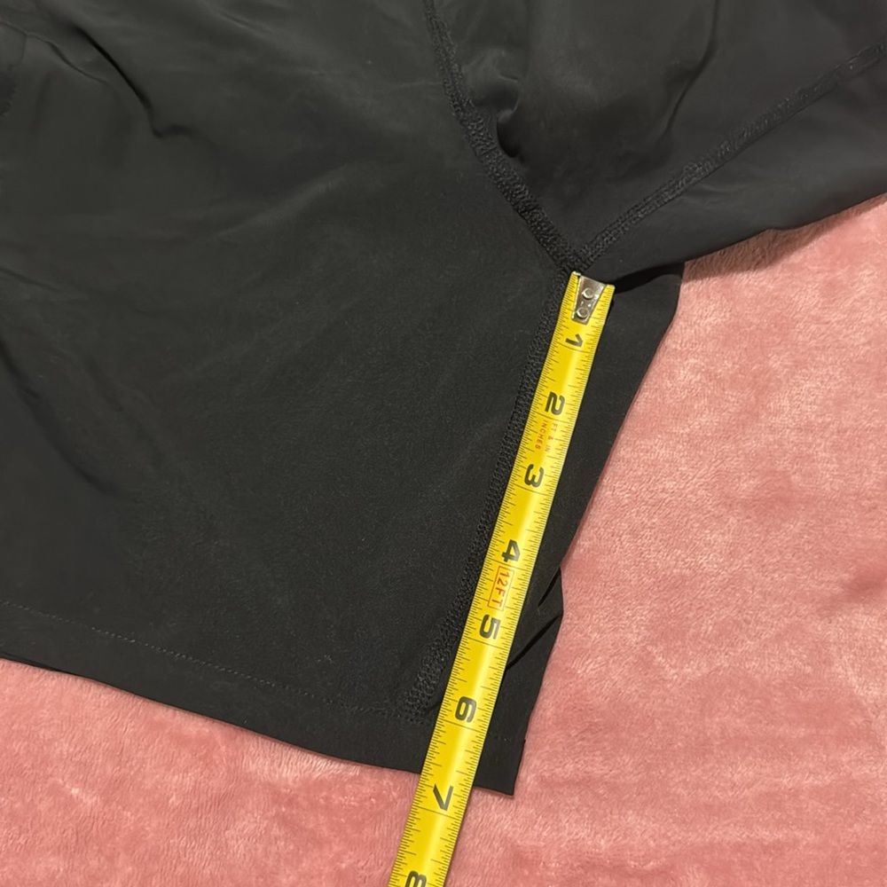 Brooks running shorts - Picture 3 of 7